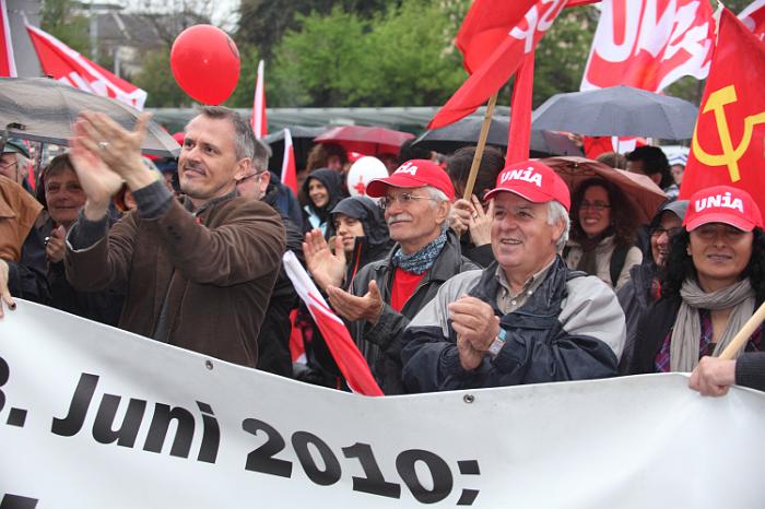 01052010_ZH098